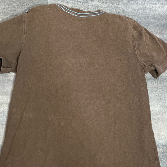 GapKids T-Shirt - Picture 2 of 3